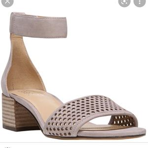 Naturalizer Faith sandals